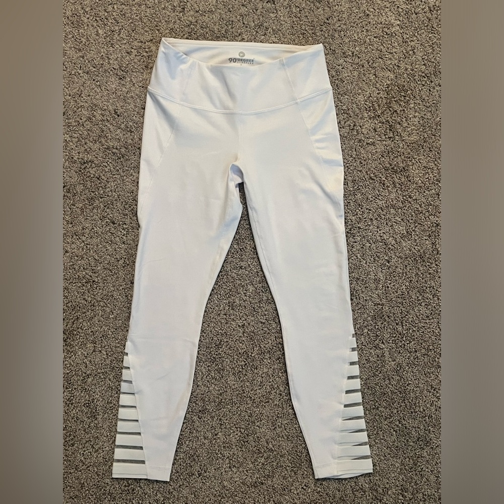 90 Degree White Yoga Pants- Small- with lower leg detail